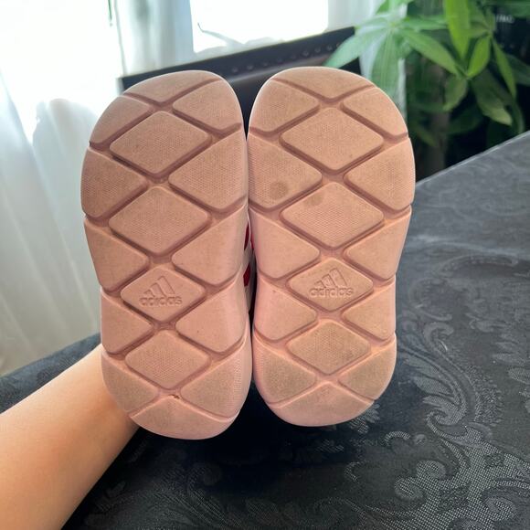 Adidas Minnie Mouse monofit shoes for toddler 9c - Picture 2 of 7